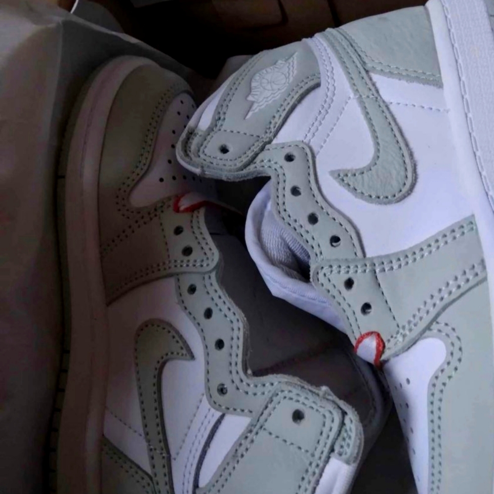Nike seafoam toddler sneakers